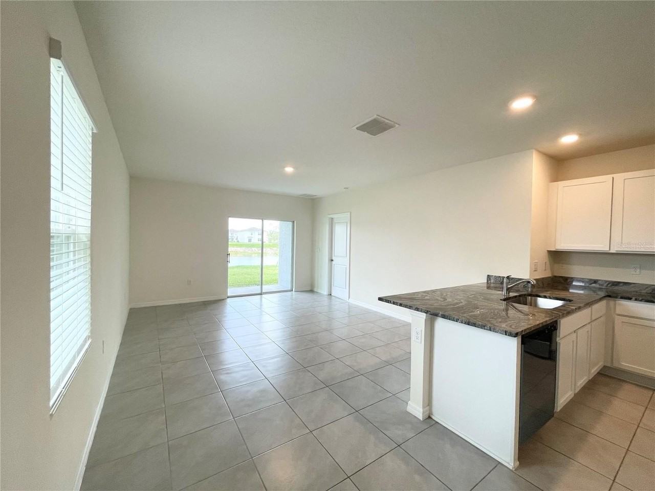35759 Sunflower Hill Dr - Photo 6 of 41