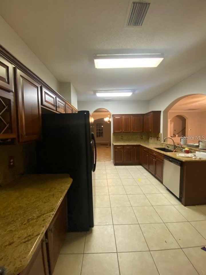 10206 Beneva Dr - Photo 6 of 12