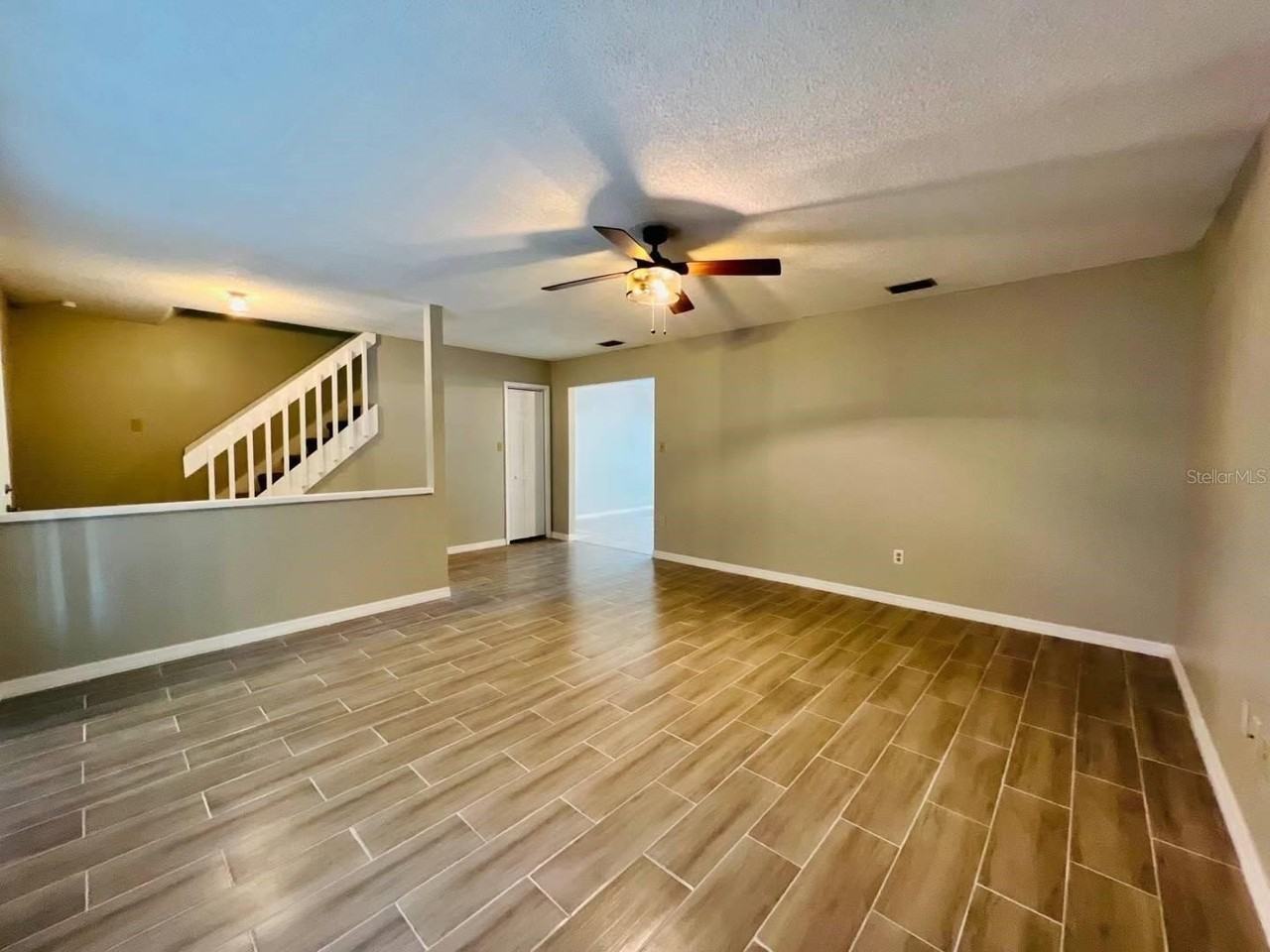 1610 Palm Leaf Dr - Photo 5 of 18
