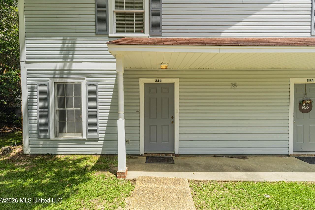 35B Northtown Rd - Photo 3 of 22