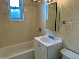 36 Barstow Rd #2D - Photo 1 of 1