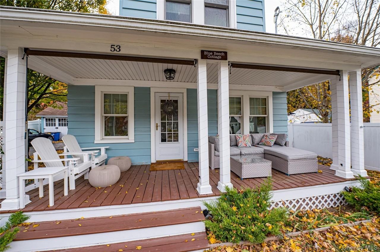 53 Waterside Ave - Photo 4 of 15
