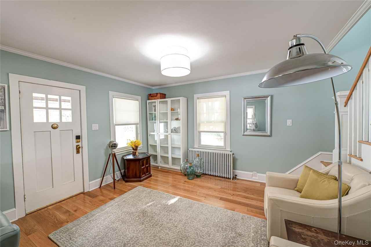 53 Waterside Ave - Photo 7 of 15