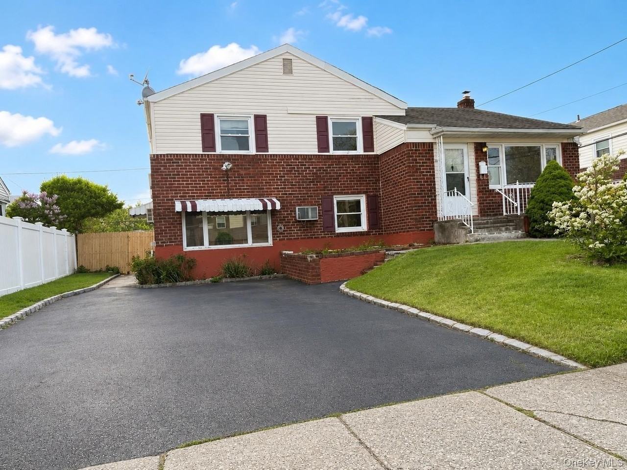36 Forest Dr
