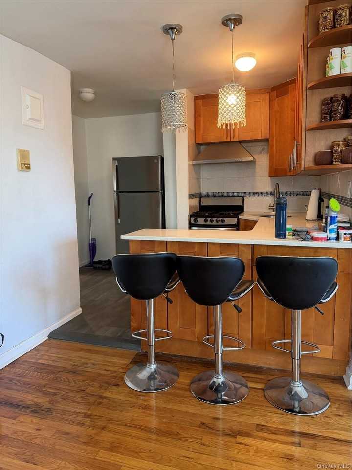 11131 66th Ave #3C - Photo 3 of 8