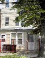 featured image of 1366 Balcom Ave #1A