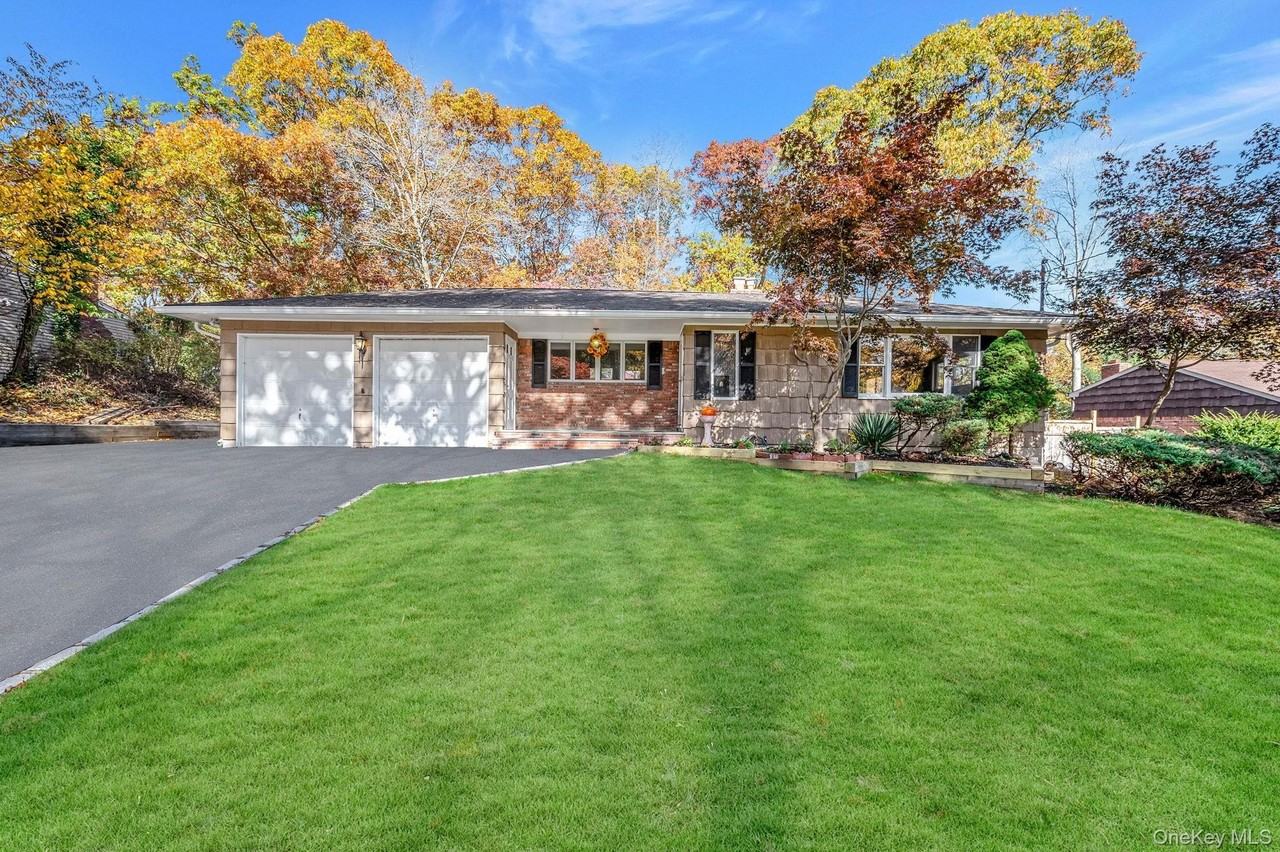 23 Princeton Dr - Photo 3 of 41