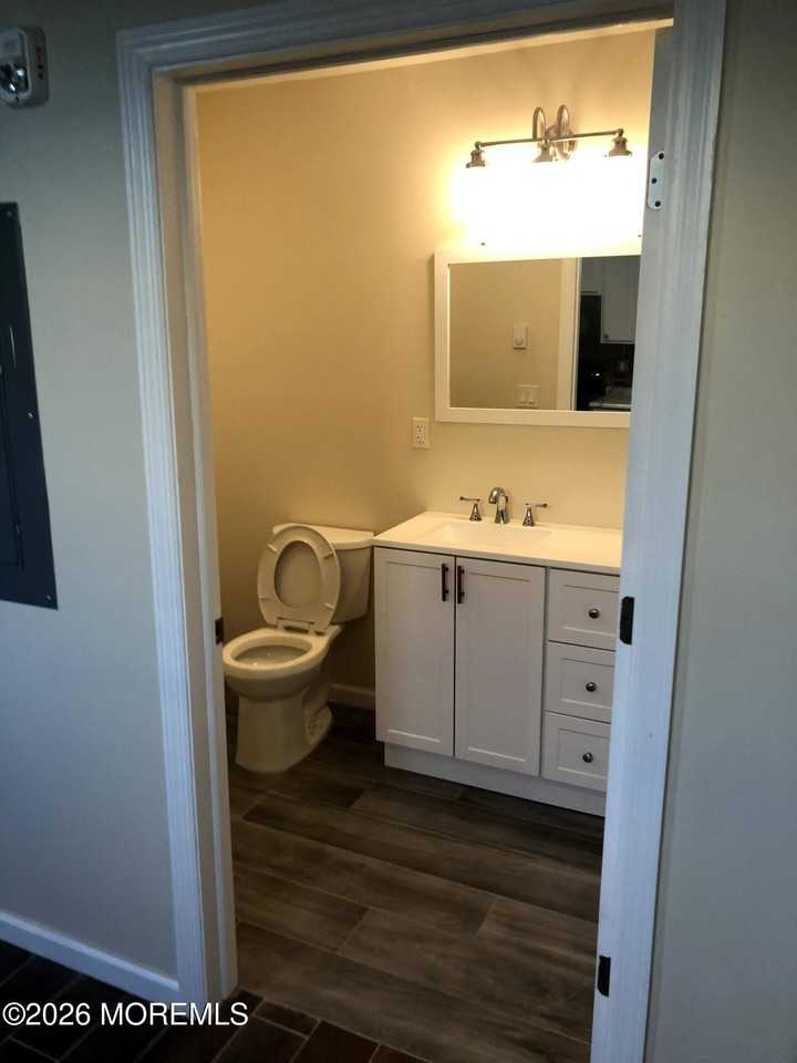 36 W Front St #E - Photo 5 of 5