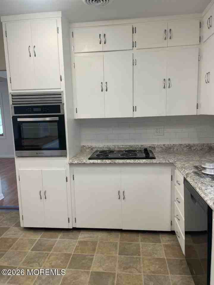 2601 Logan Road - Photo 6 of 17