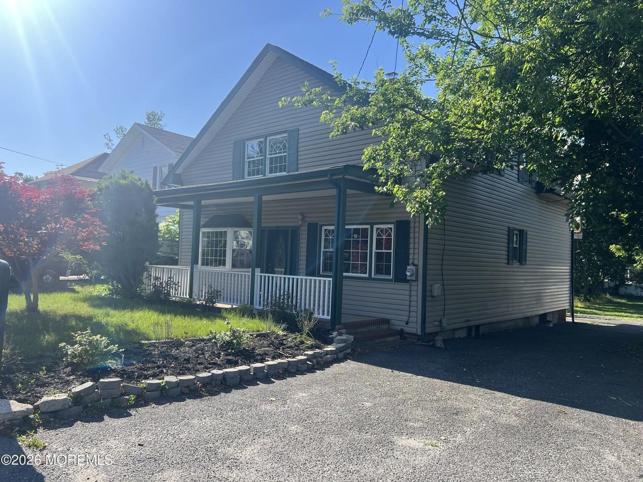 84 Bethany Rd - Photo 2 of 18