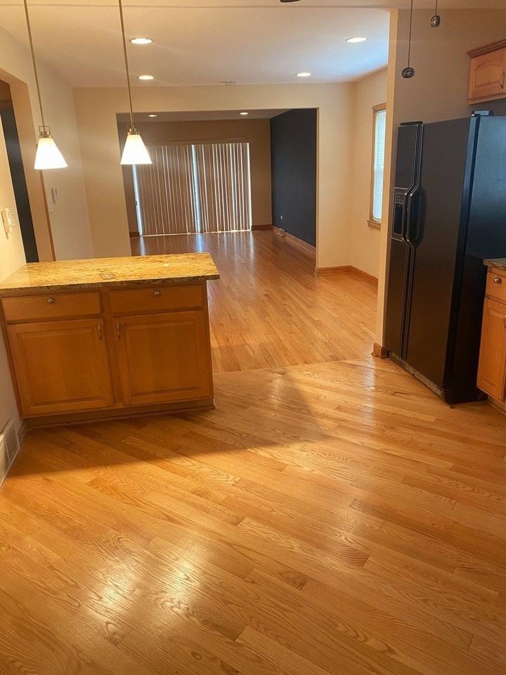 200 E 87th St #1 - Photo 6 of 11