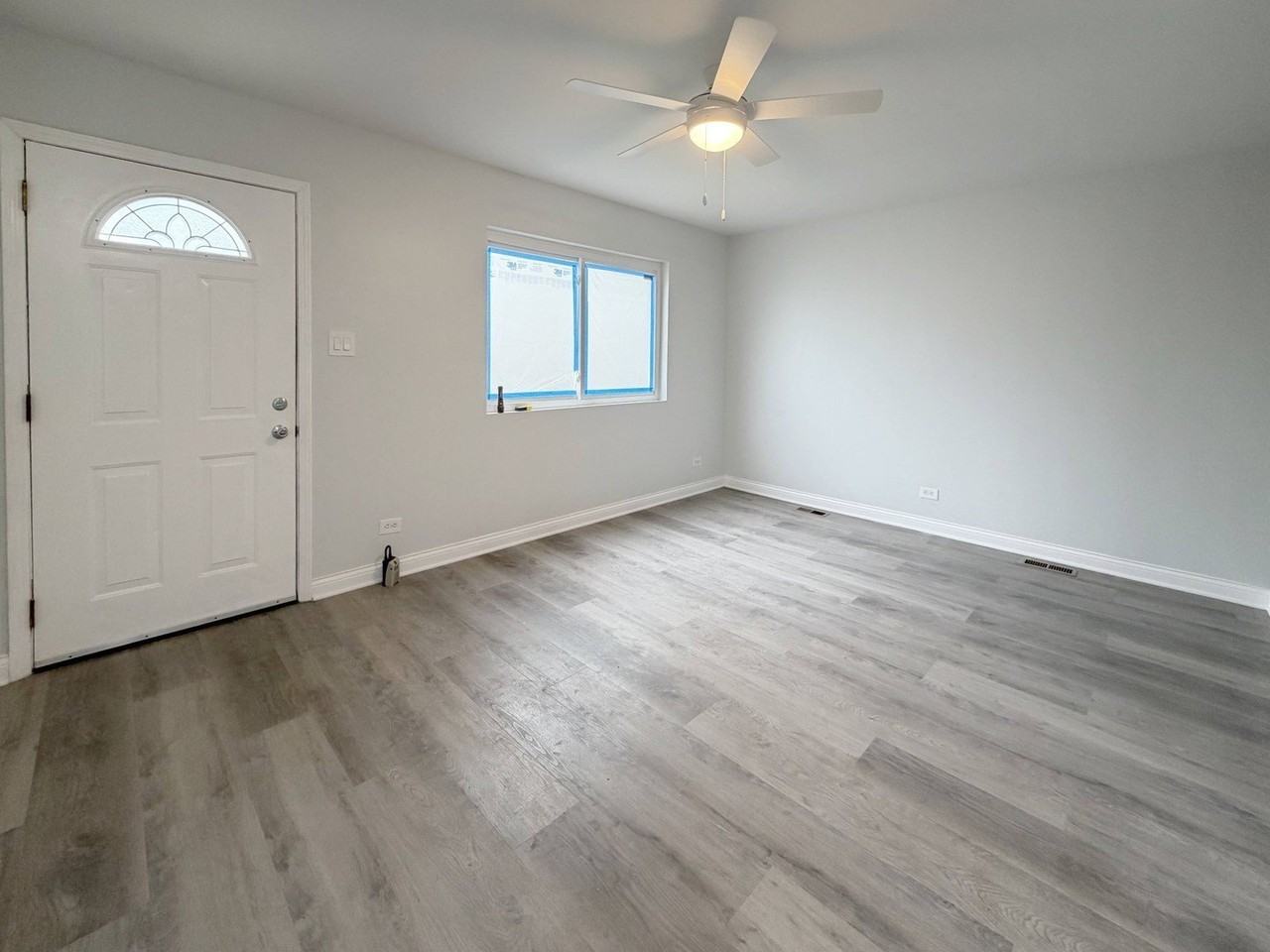 11361 S Racine Ave - Photo 4 of 26