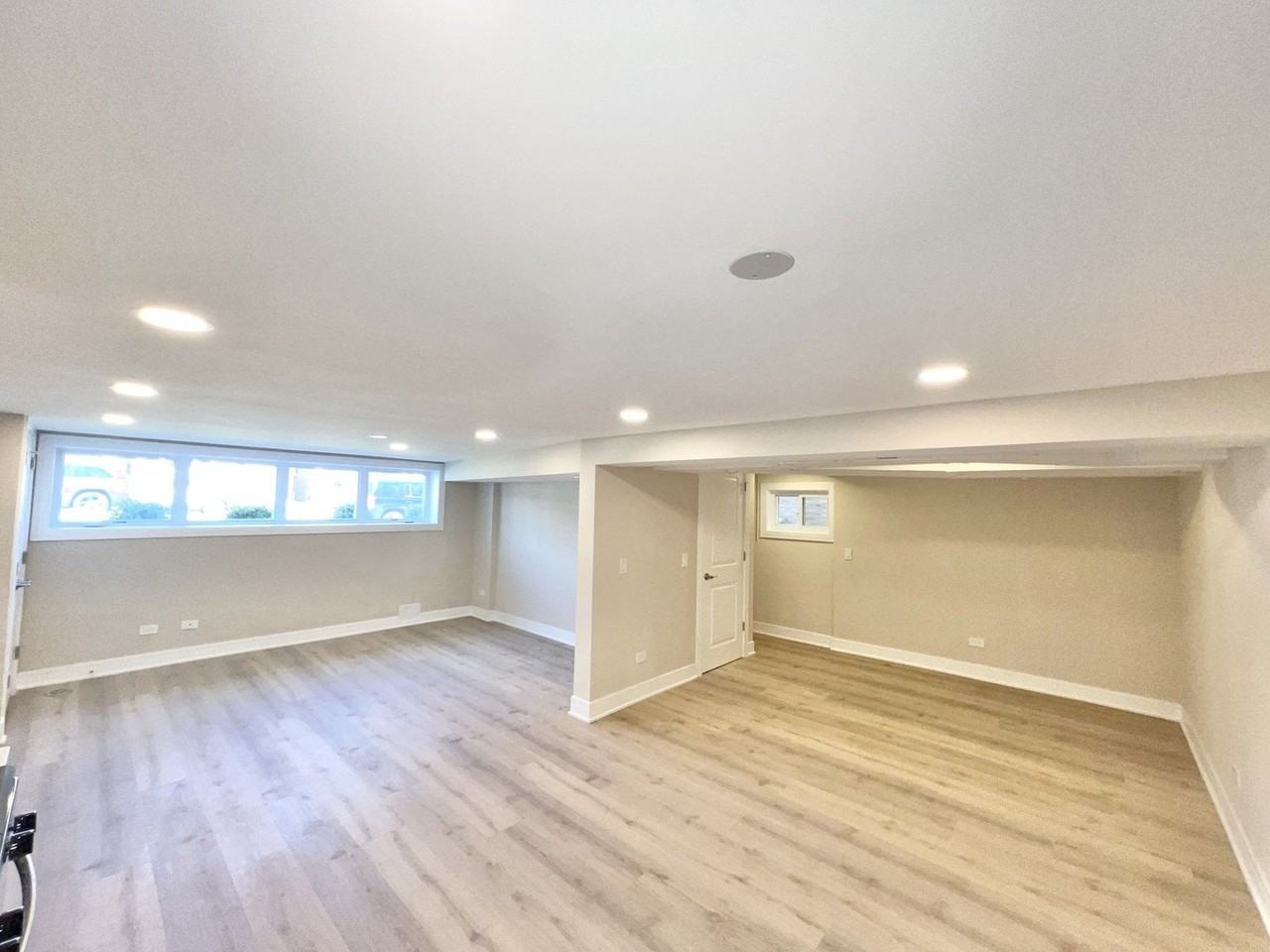 5547 N Central Ave #G - Photo 4 of 15