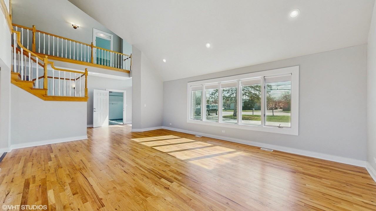 1838 N Windsor Dr - Photo 5 of 16