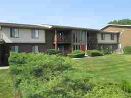 featured image of 800 Brook Dr #6