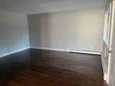 8141 S Ingleside Ave #1W - Photo 5 of 6