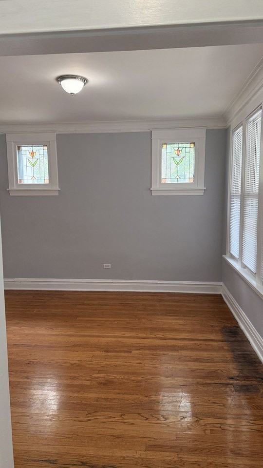 846 Circle Ave #1 - Photo 5 of 19