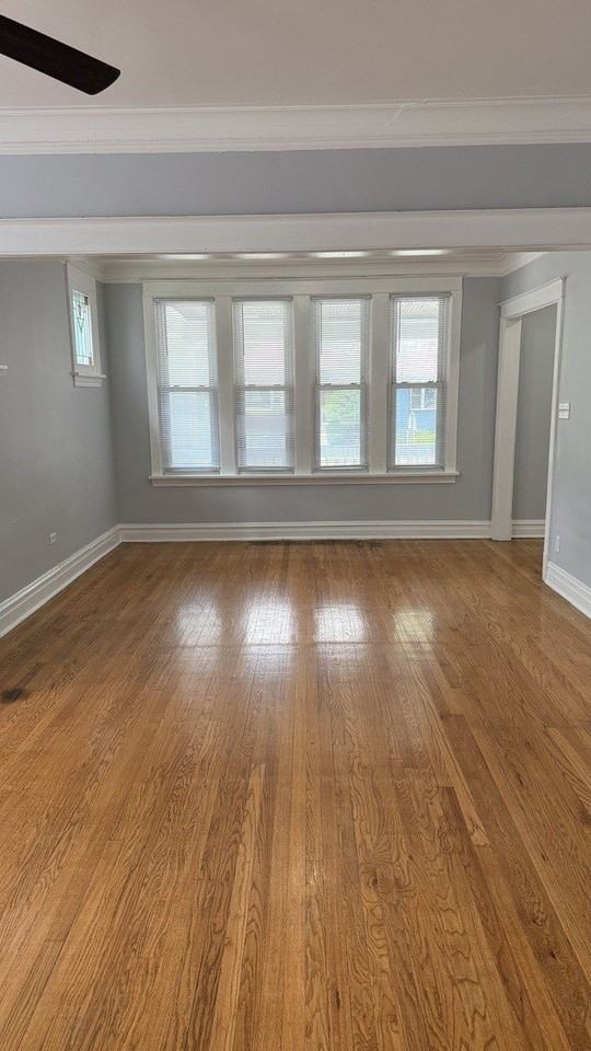 846 Circle Ave #1 - Photo 6 of 19