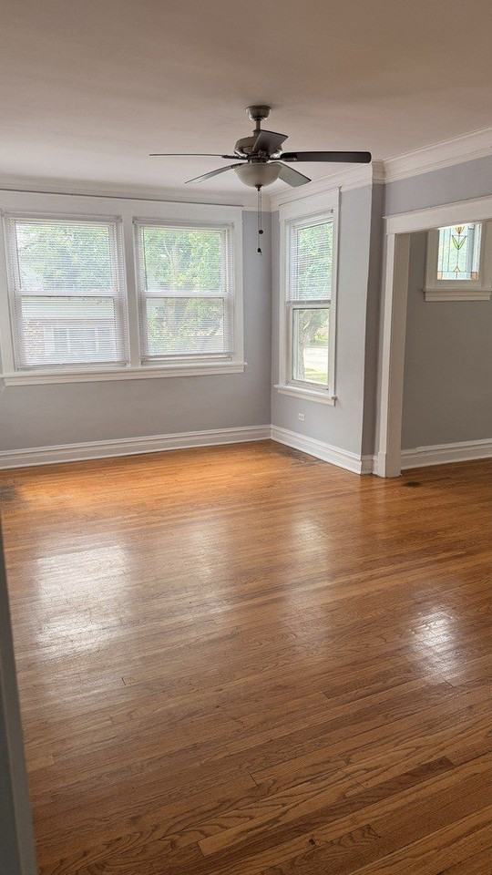 846 Circle Ave #1 - Photo 7 of 19