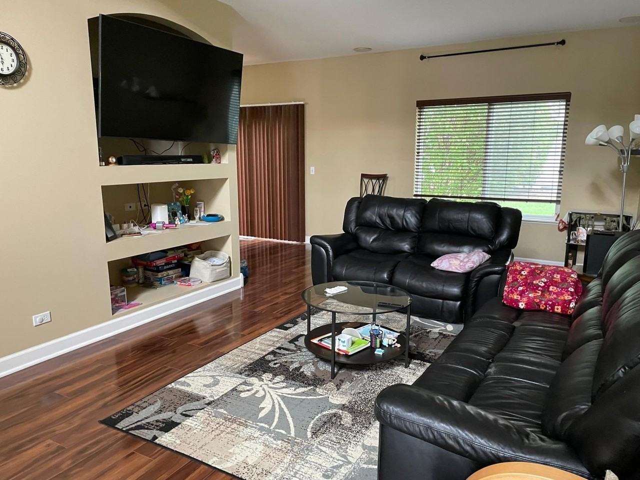 2277 Stoughton Dr - Photo 6 of 24