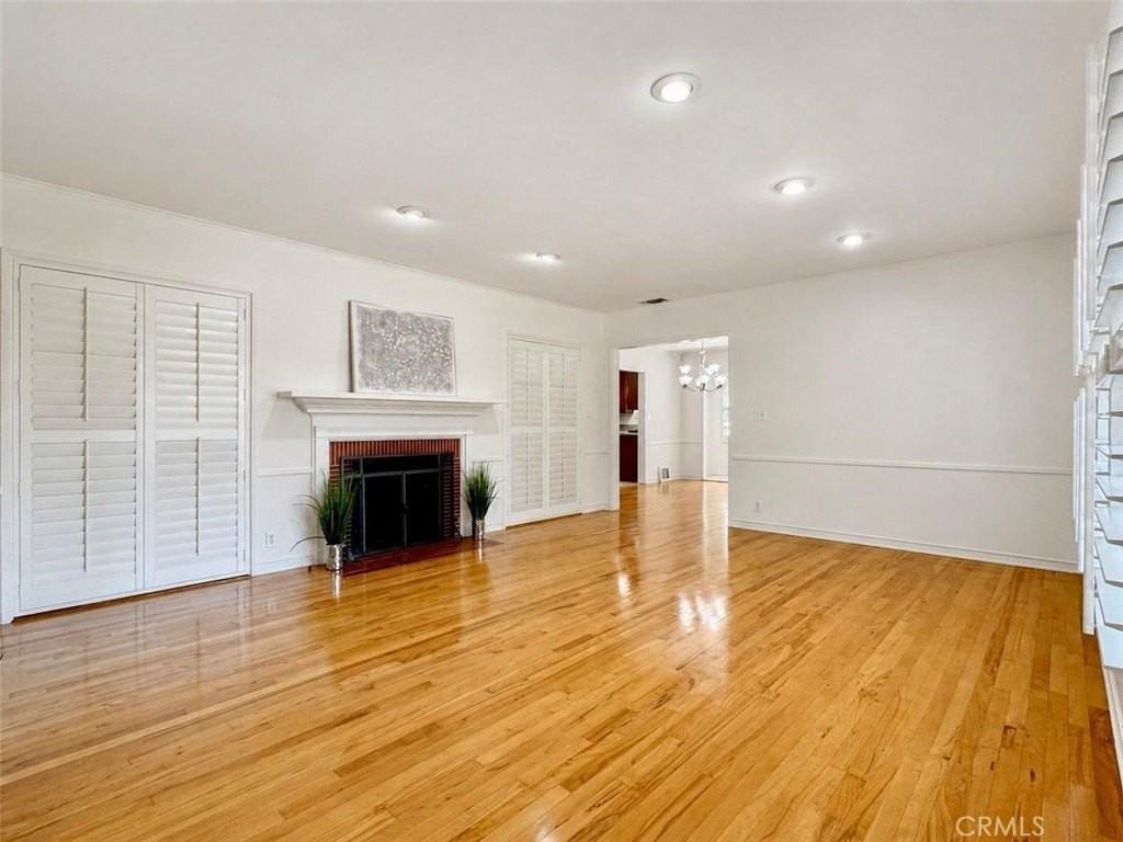 2845 Sheffield Rd - Photo 3 of 27