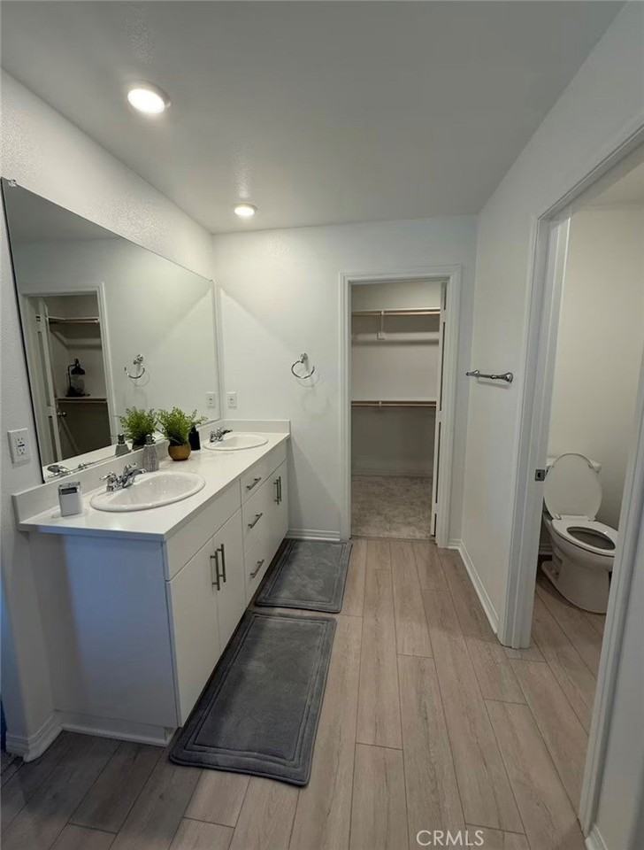 7114 Olive Grove St - Photo 5 of 10