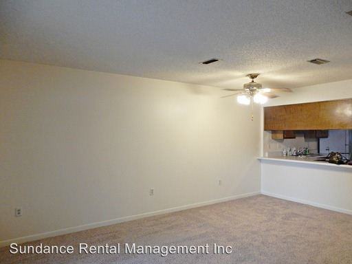 607 Sandalwood Dr - Photo 2 of 10