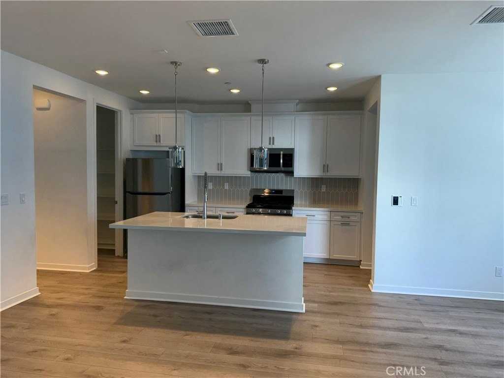 4076 E Luna Paseo #22 - Photo 3 of 17