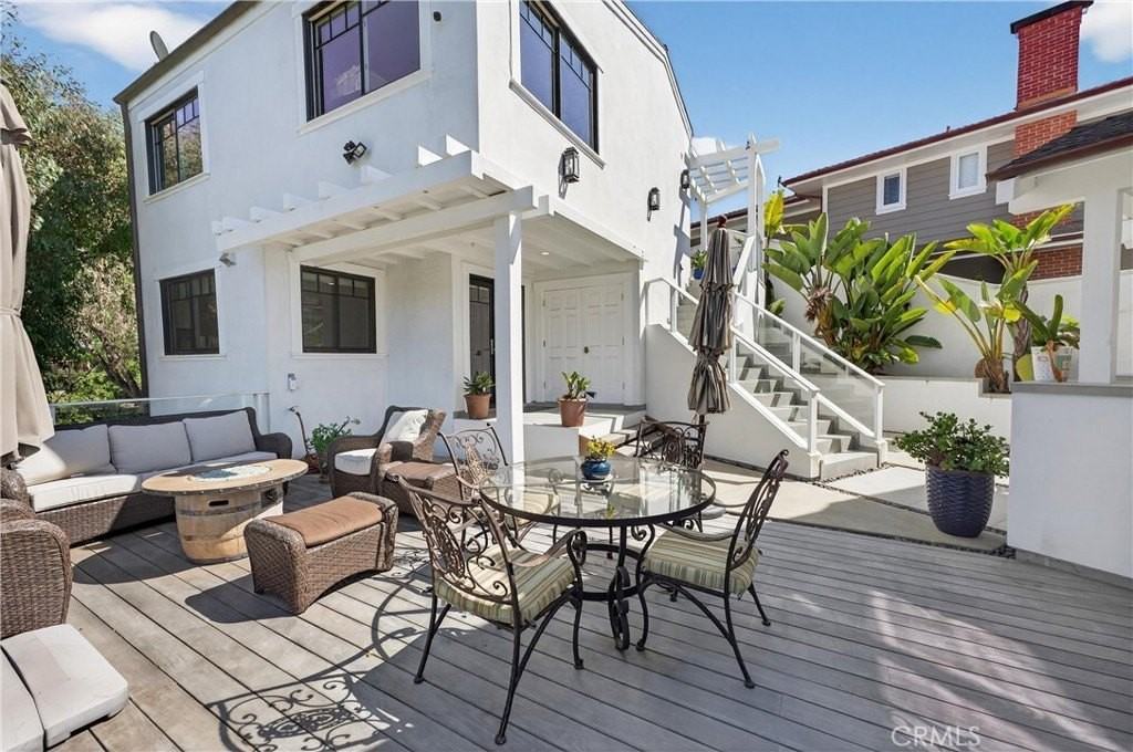 405 Blumont St - Photo 6 of 50