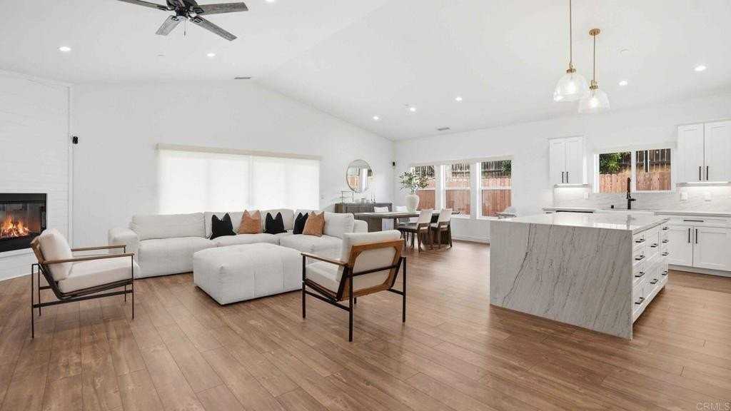 9391 Los Coches Rd - Photo 3 of 18