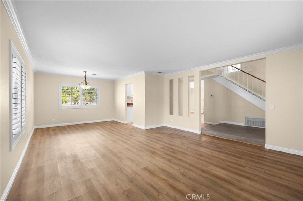 23239 Forest Canyon Dr - Photo 5 of 33