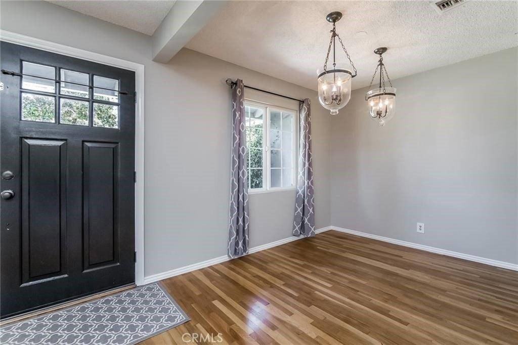 1210 E Oakmont Ave - Photo 6 of 17