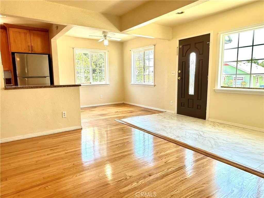 1946 Dawson Ave - Photo 6 of 20