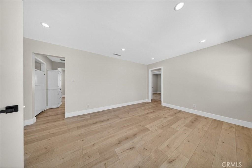 11840 Arminta St - Photo 6 of 50
