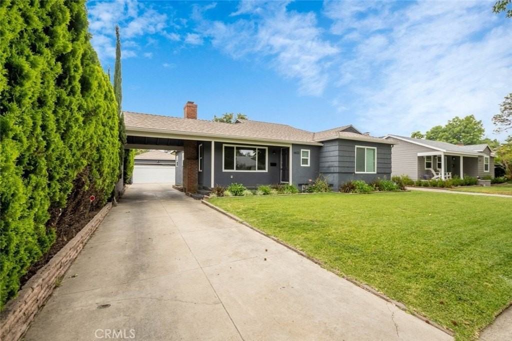 6633 Costello Ave - Photo 2 of 30