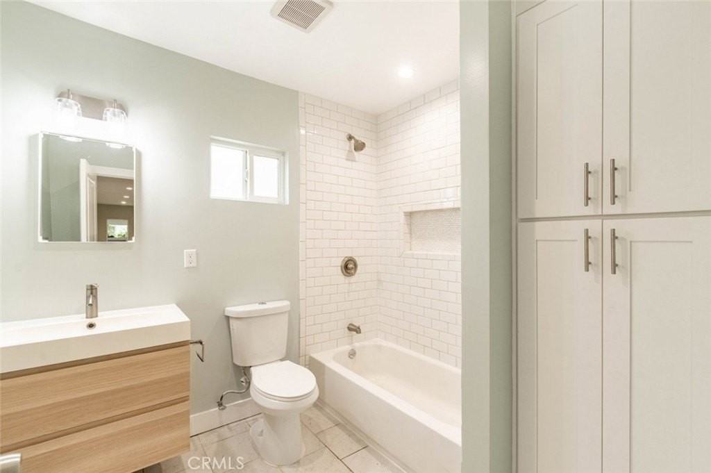 6633 Costello Ave - Photo 7 of 30