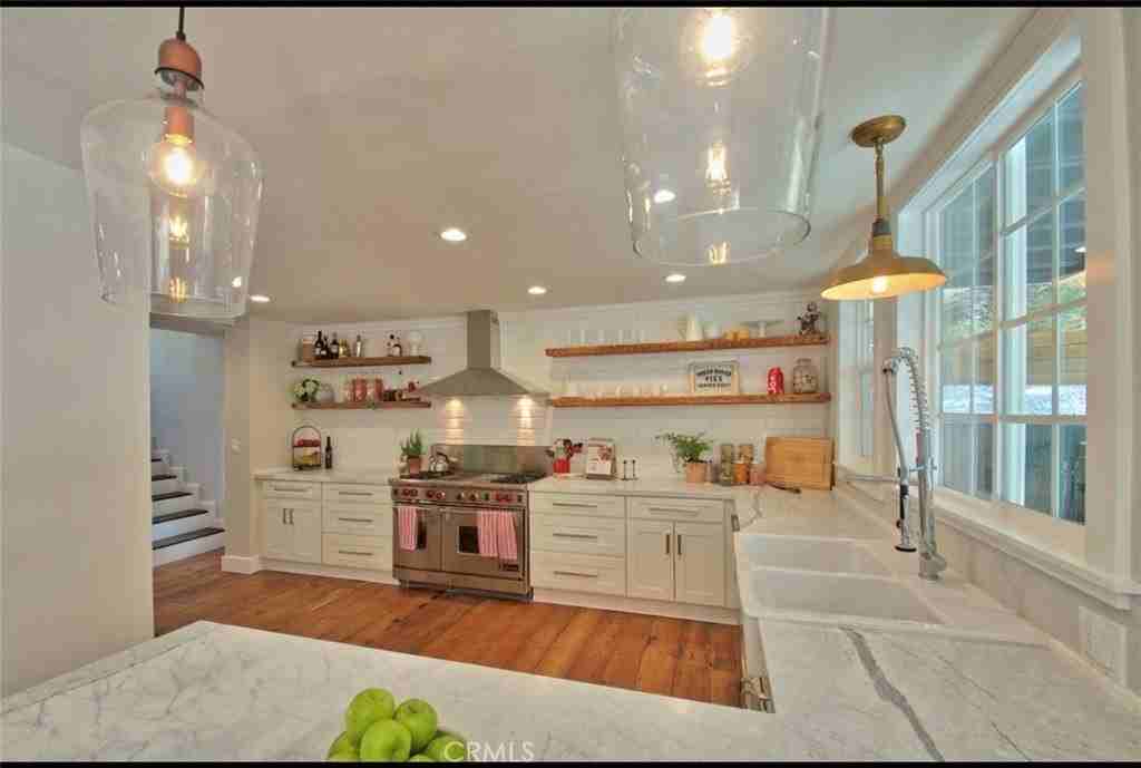 4250 Canoga Ave - Photo 4 of 16