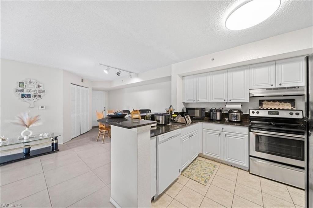8235 Ibis Club Dr #309 - Photo 7 of 49