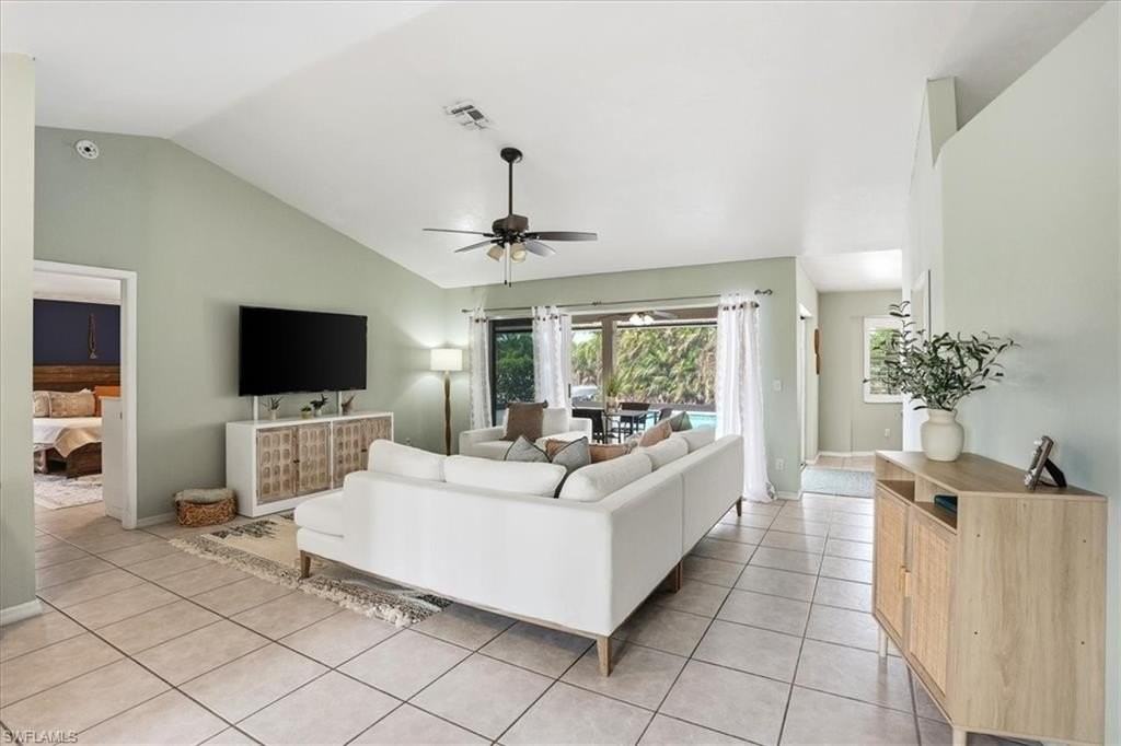 27376 Imperial Oaks Cir - Photo 4 of 30
