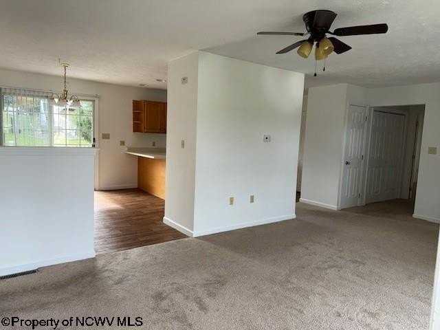 1392 Bennett Dr - Photo 3 of 23