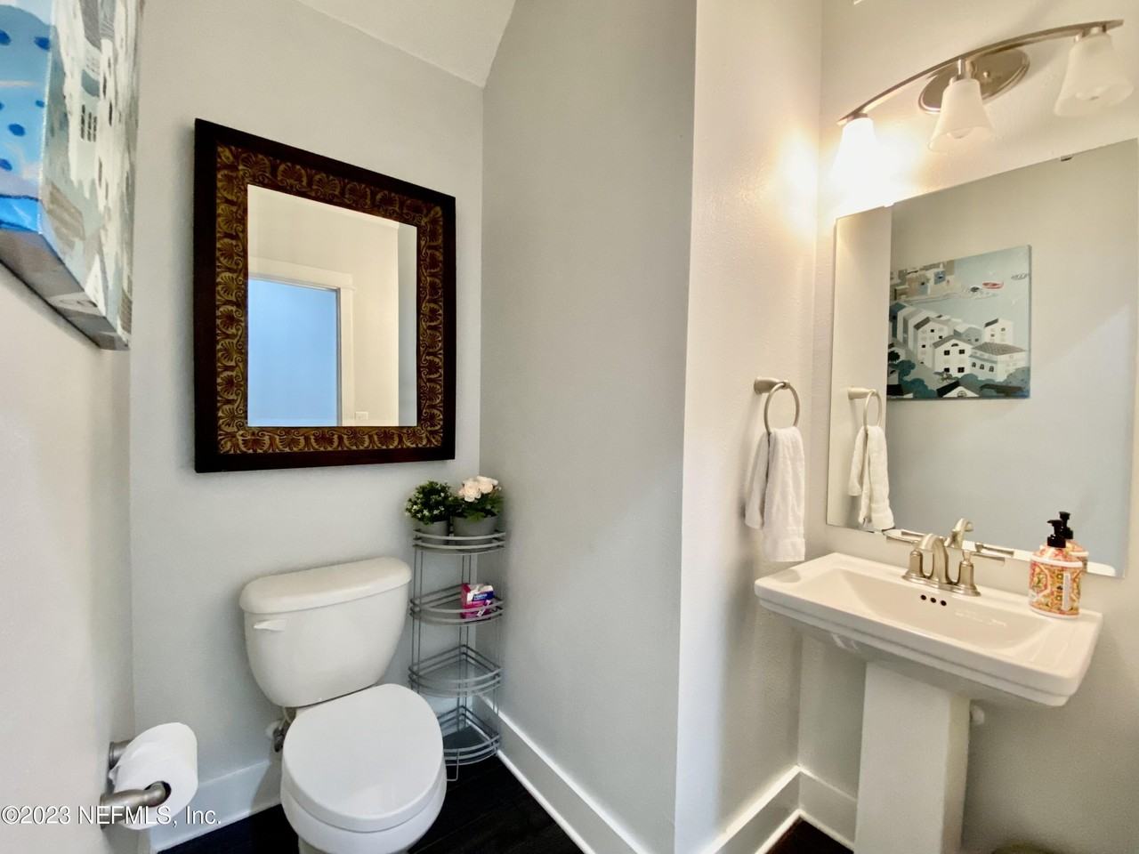 420 5th Ave S - Photo 5 of 29