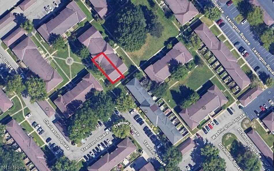 25 Trenton Sq #T54 - Photo 3 of 40