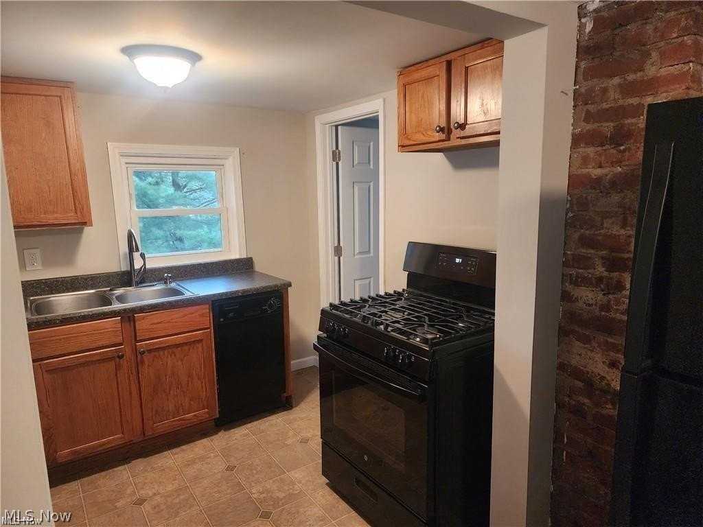 1920 17th St Sw - Photo 3 of 20