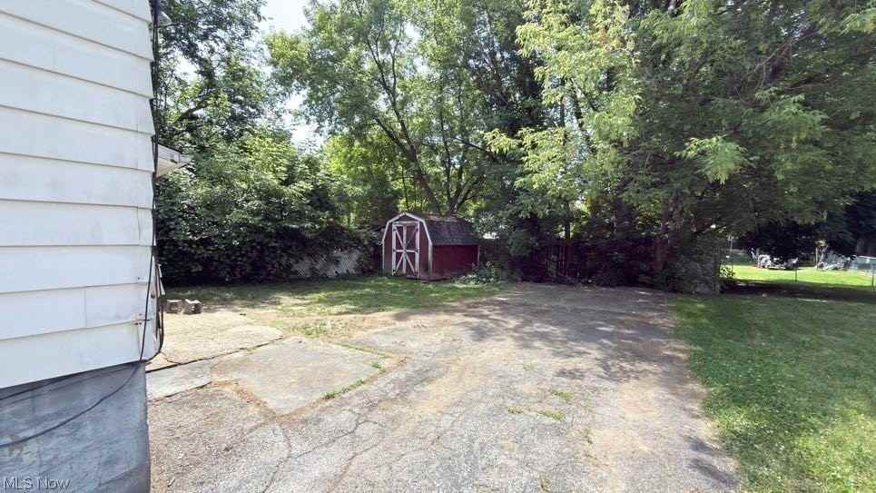 200 Jesse Ave - Photo 5 of 6