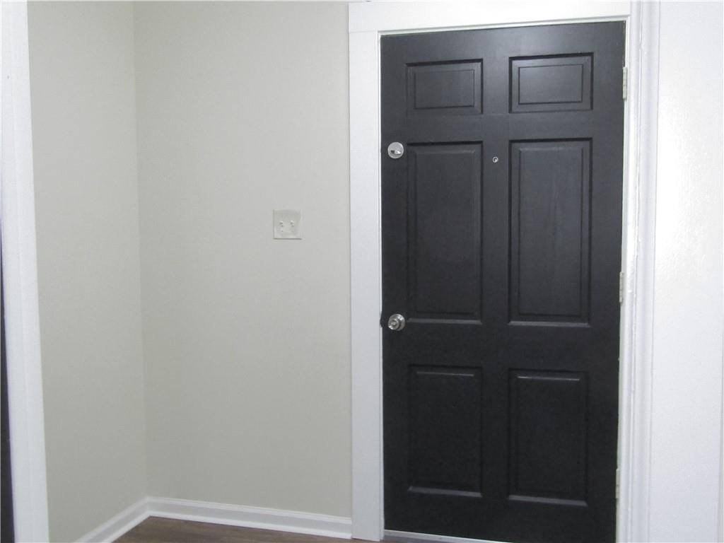 129 Fountain Dr - Photo 3 of 26