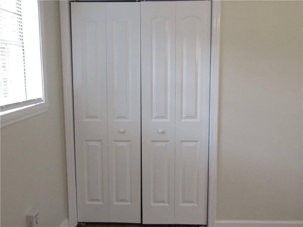 129 Fountain Dr - Photo 5 of 26