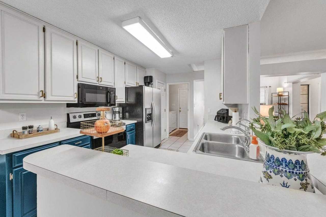 6453 Garden Dr - Photo 7 of 25