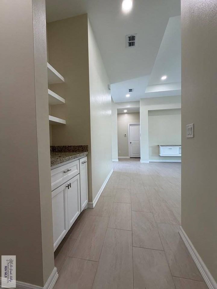 3730 Avenida Residencial - Photo 5 of 17