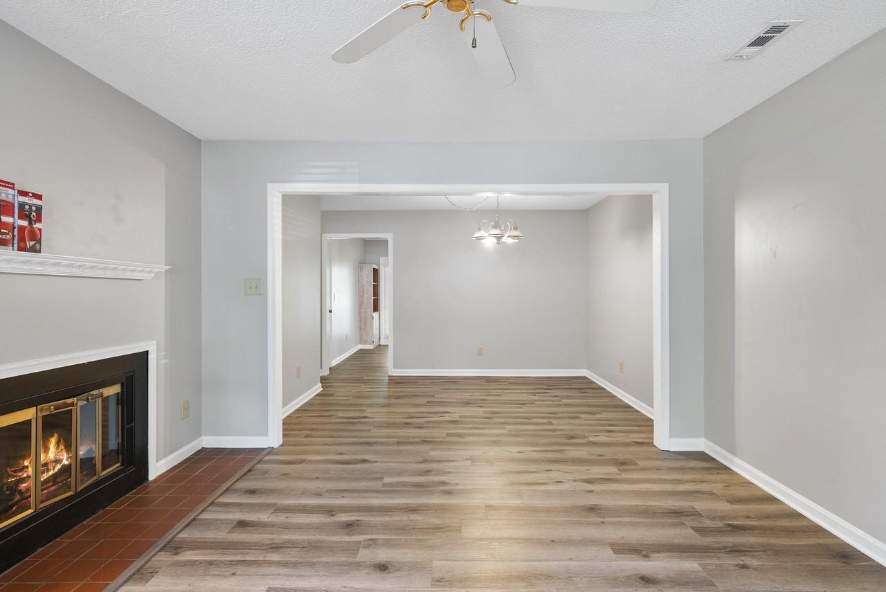 7926 Brown Bark Pl #1 - Photo 4 of 44