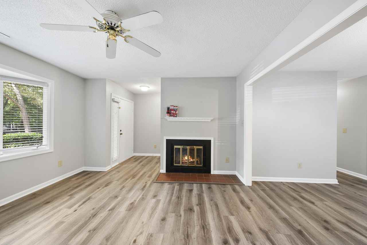 7926 Brown Bark Pl #1 - Photo 6 of 44